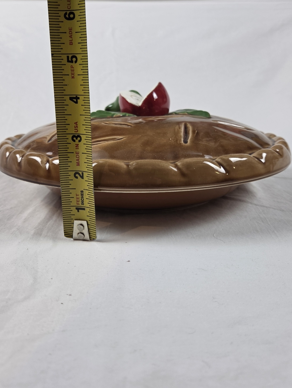 Mid-Century Lidded Ceramic Apple 10.5" Pie Dish Made in Japan - Picture 8 of 8